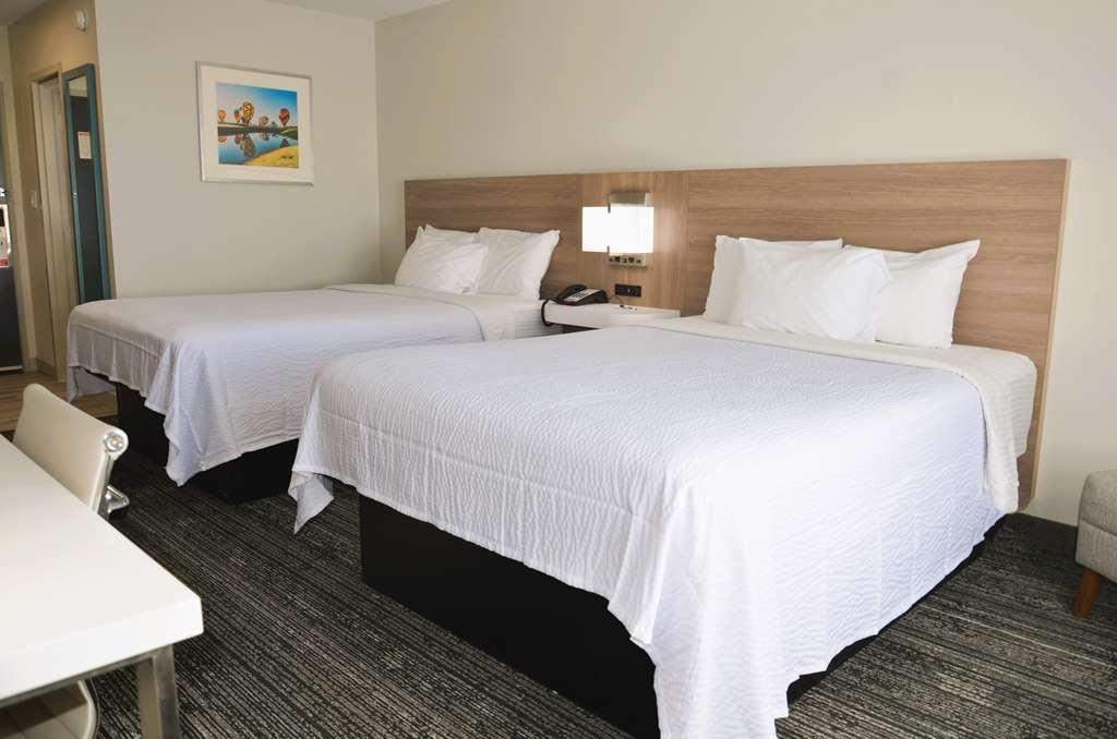 Americas Best Value Inn & Suites-Foley Room photo
